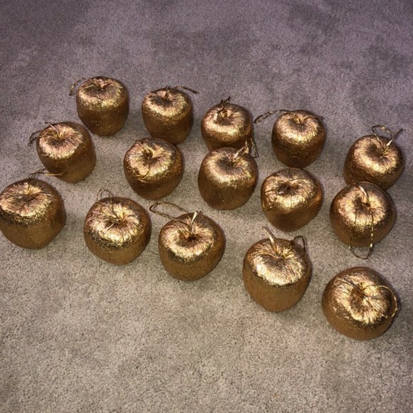 Vintage Decorative Christmas Ornament Apples Metallic Gold (15) - Picture 11 of 11